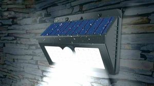 mejores focos solares exteriores potentes con sensor de movimiento