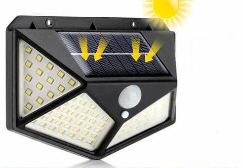 hacia donde apuntar el panel solar de luces solares